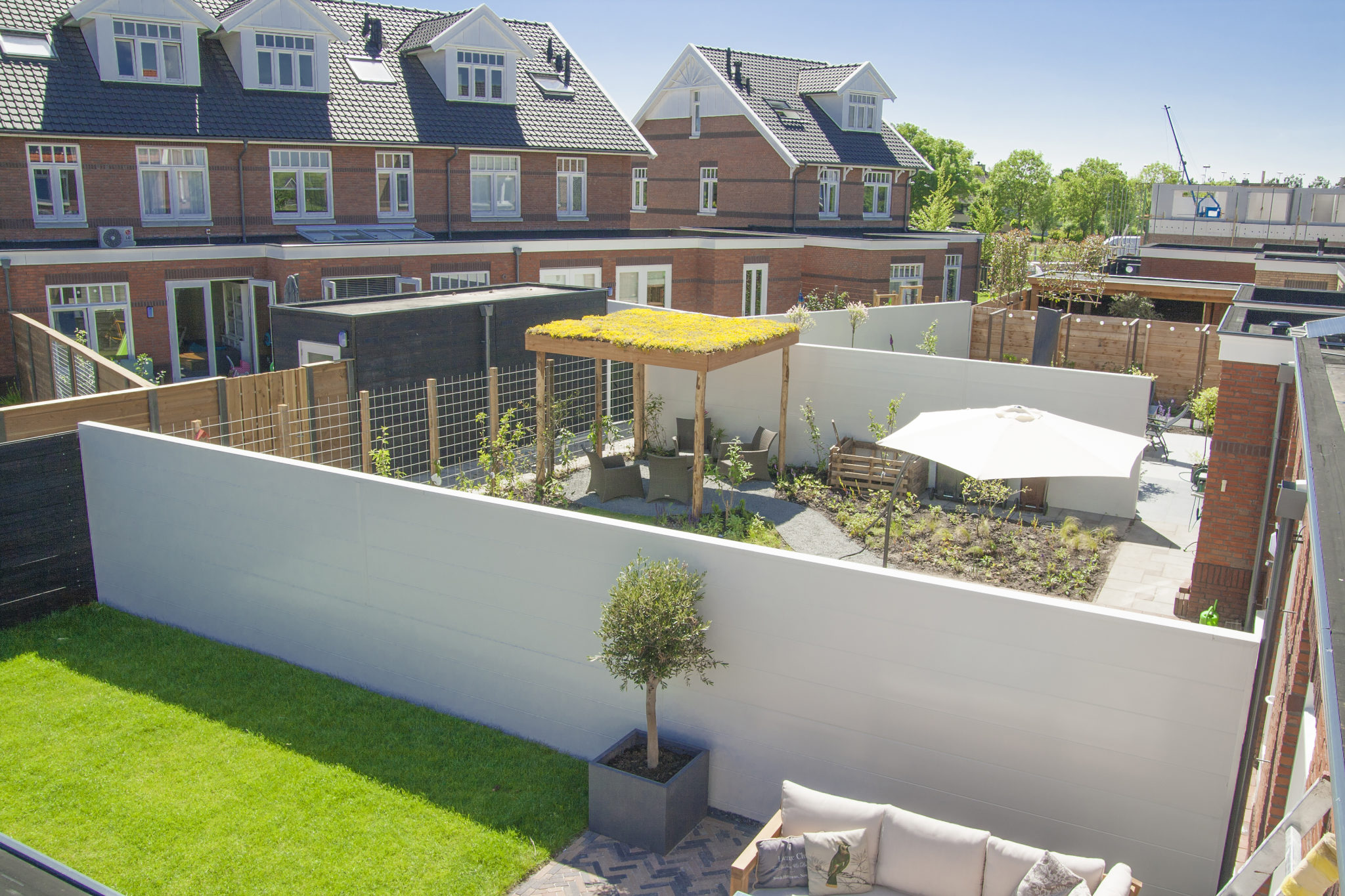 Iso bella Hermes witte schutting boven aanzicht