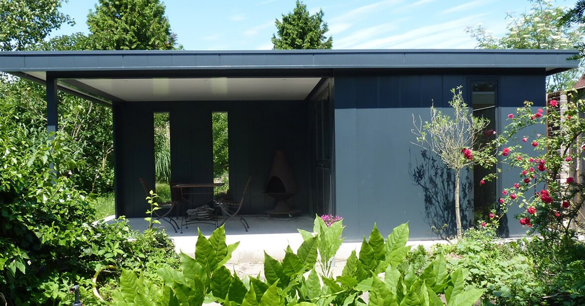 Tuinhuis met overkapping groot met zijraam Hermes Tuinhuizen - Iso-bella.nl